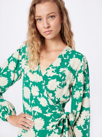 Robe 'Allison' modström en vert