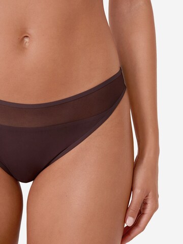 ETAM Slip 'Pure' in Braun