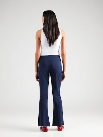 évasé Pantalon Calvin Klein en bleu