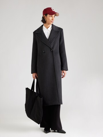 VERO MODA Kevad-sügismantel 'VMGarner', värv must: eest vaates