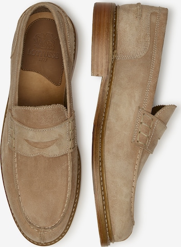 LOTTUSSE Moccasins 'Tuent Band' in Beige