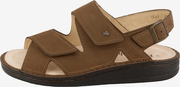 Finn Comfort Sandalen 'Toro-S' in Bruin: voorkant