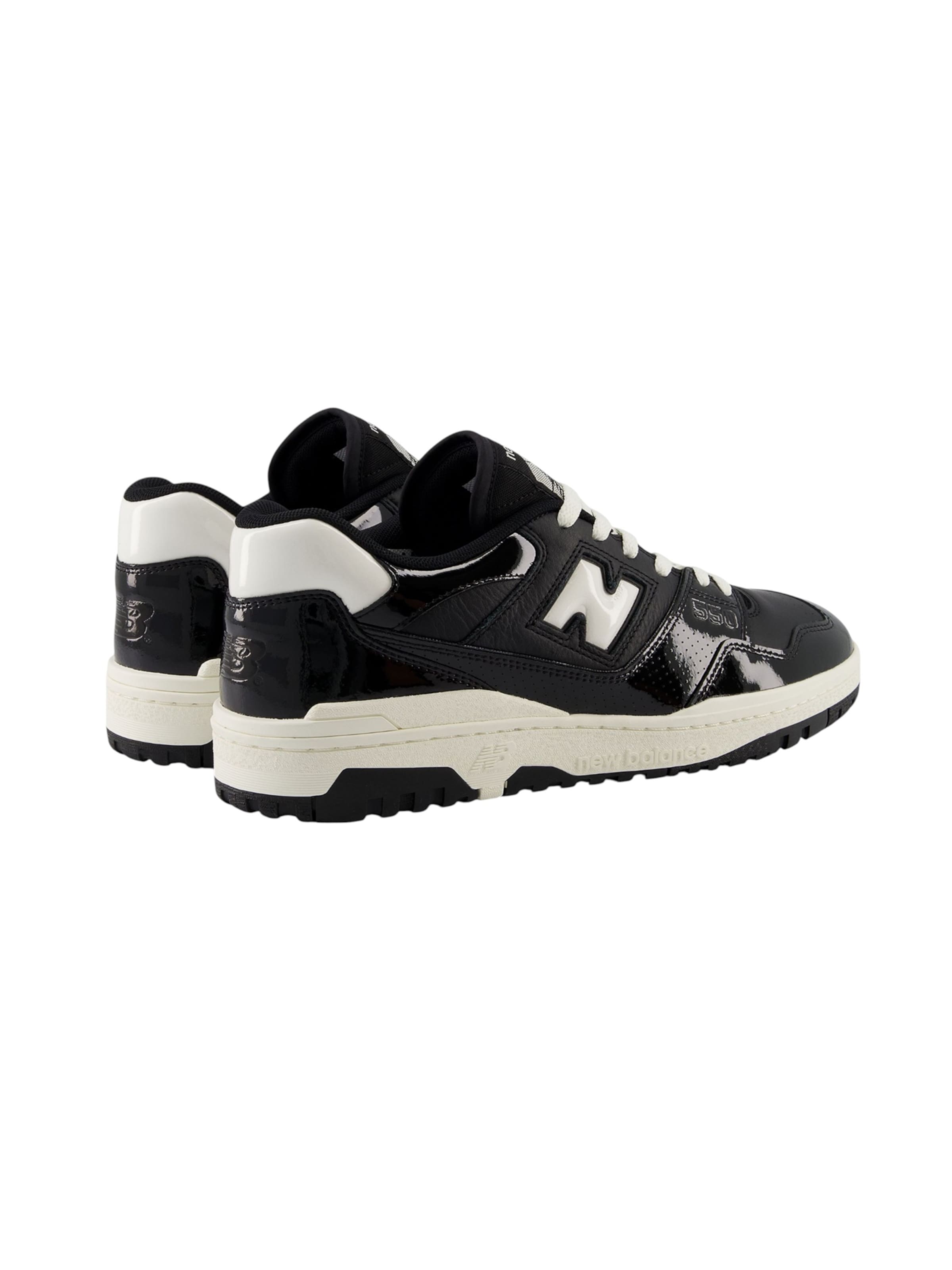new balance Sneakers in Black