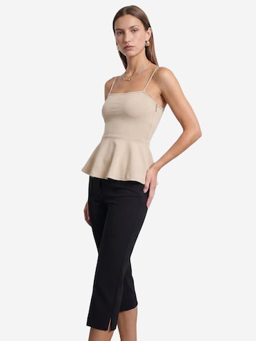 Haut Dilvin en beige : devant