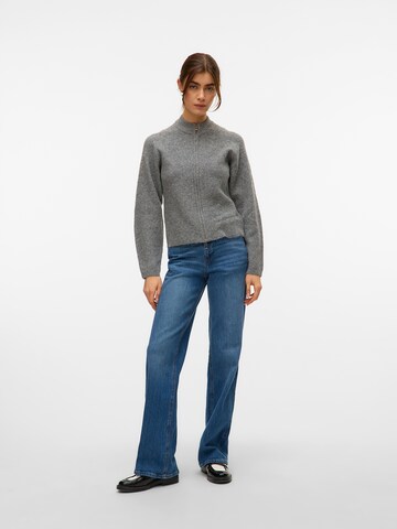 VERO MODA Вязаная кофта 'VMBANG' в Серый