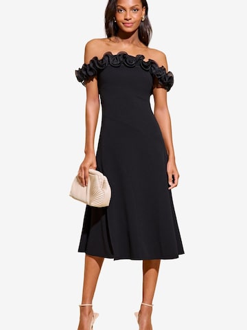 Robe Lipsy en noir : devant