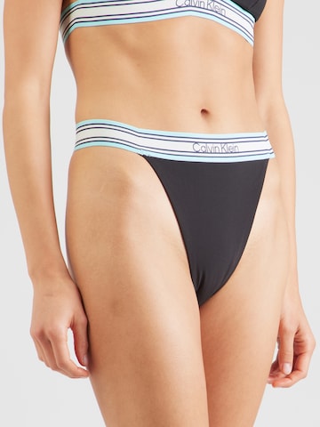 Calvin Klein Swimwear Bikini nadrágok - fekete: elől