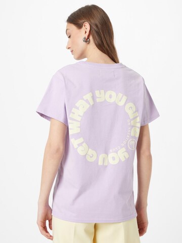 On Vacation Club Shirt 'Circle' in Purple