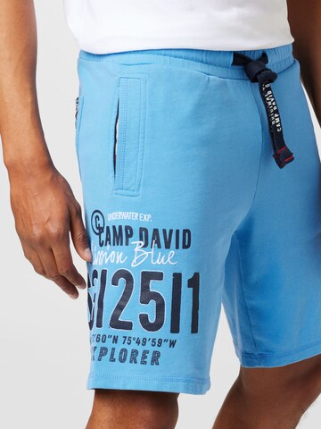 CAMP DAVID Regular Shorts 'Ocean Dive' in Blau