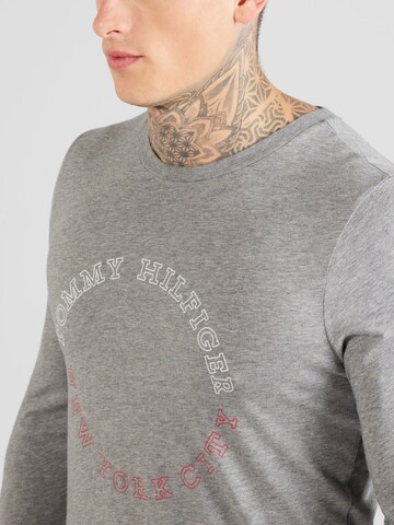 T-Shirt TOMMY HILFIGER en gris