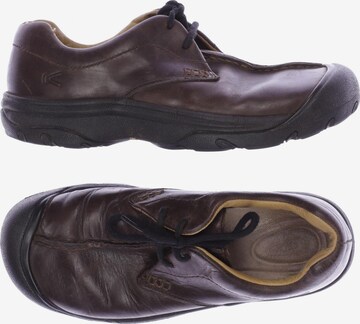 KEEN Flats & Loafers in 38 in Brown: front