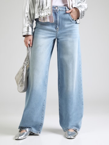 IRO Wide leg Jeans in Blue: front
