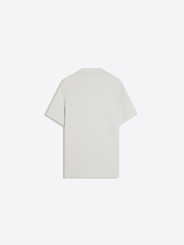Bershka Poloshirt in Grau