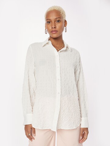 WEEKDAY Blouse in Wit: voorkant