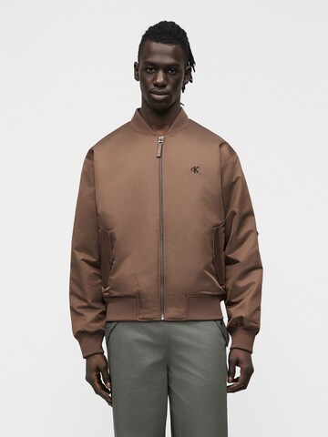 Calvin Klein Jeans Демисезонная куртка в Коричневый: спереди