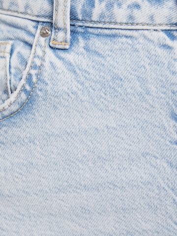 regular Jeans di Bershka in blu