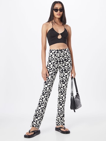 Monki Slimfit Hose in Schwarz