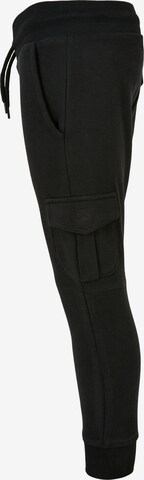 Urban Classics Tapered Broek in Zwart