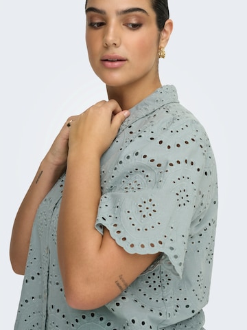 ONLY Carmakoma - Blusa 'CARValais' en verde