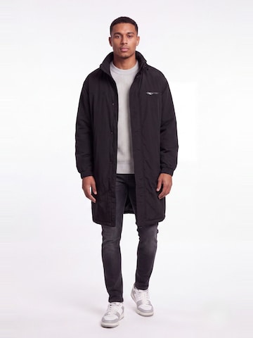 !Solid - Sobretudo de inverno 'SDMAITI' em preto