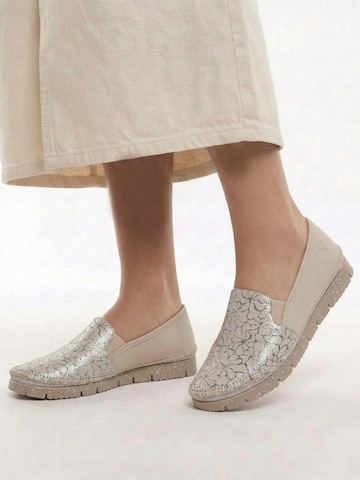Maciejka Instappers '03512-69/00-0' in Beige