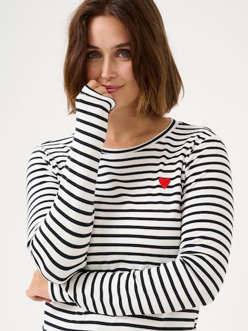 Kaffe T-shirt 'KA Liddy' i vit