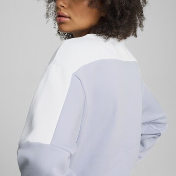 PUMA Sweatshirt in Blauw