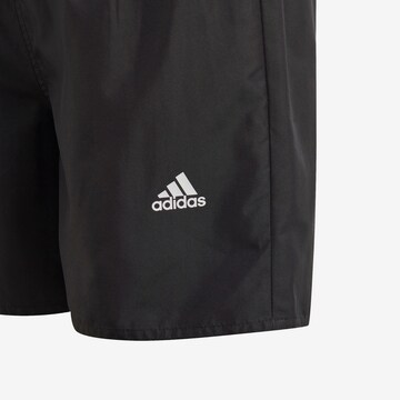 ADIDAS PERFORMANCE tavaline Sportlik rannamood 'Classic Badge Of', värv must