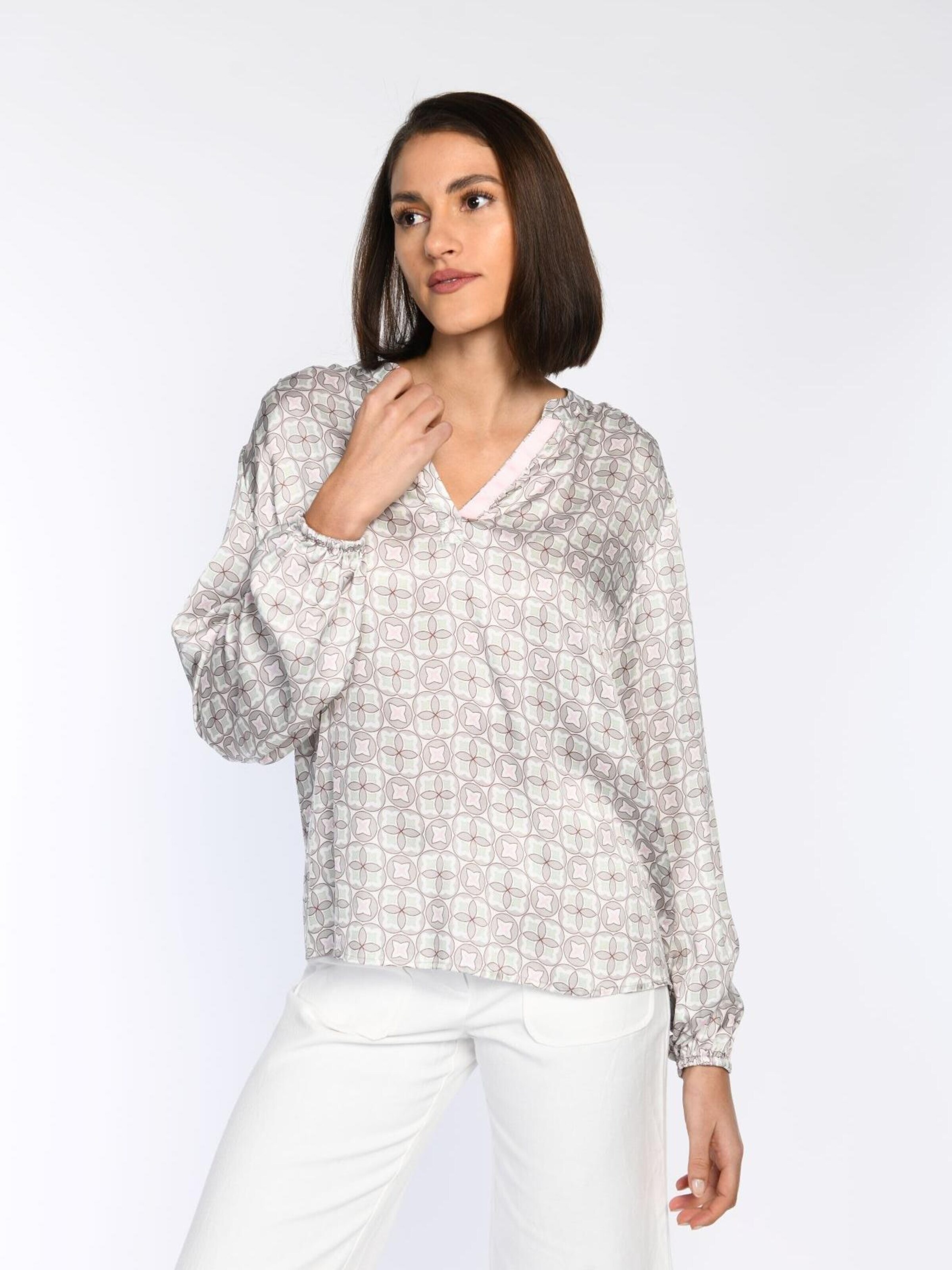 White Label by RoFa Blouse 'Tunikabluse mit Pastelldruck' in Grey: front