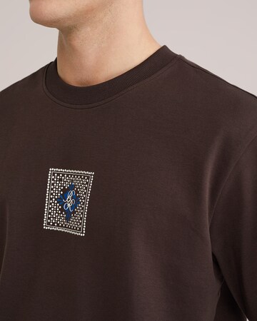 T-Shirt WE Fashion en marron