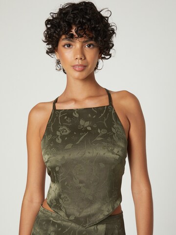 A LOT LESS Top 'Rachel' in Green: front