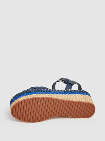 Pepe Jeans Sandals ' WITNEY COLORS ' in Blue