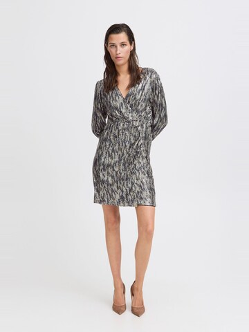 b.young - Vestido de gala 'Solia' en gris: frente