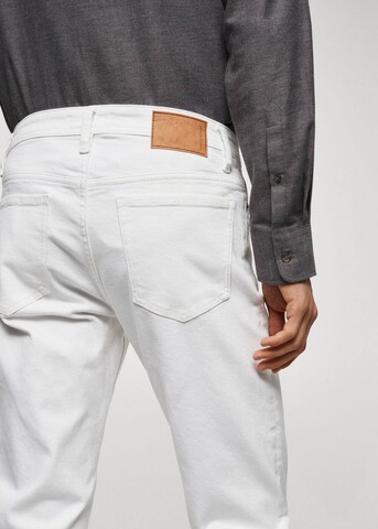 Regular Jeans 'Janl' de la MANGO MAN pe alb
