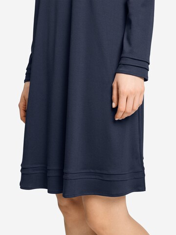 Hanro Nachthemd ' Pilar ' in Blauw