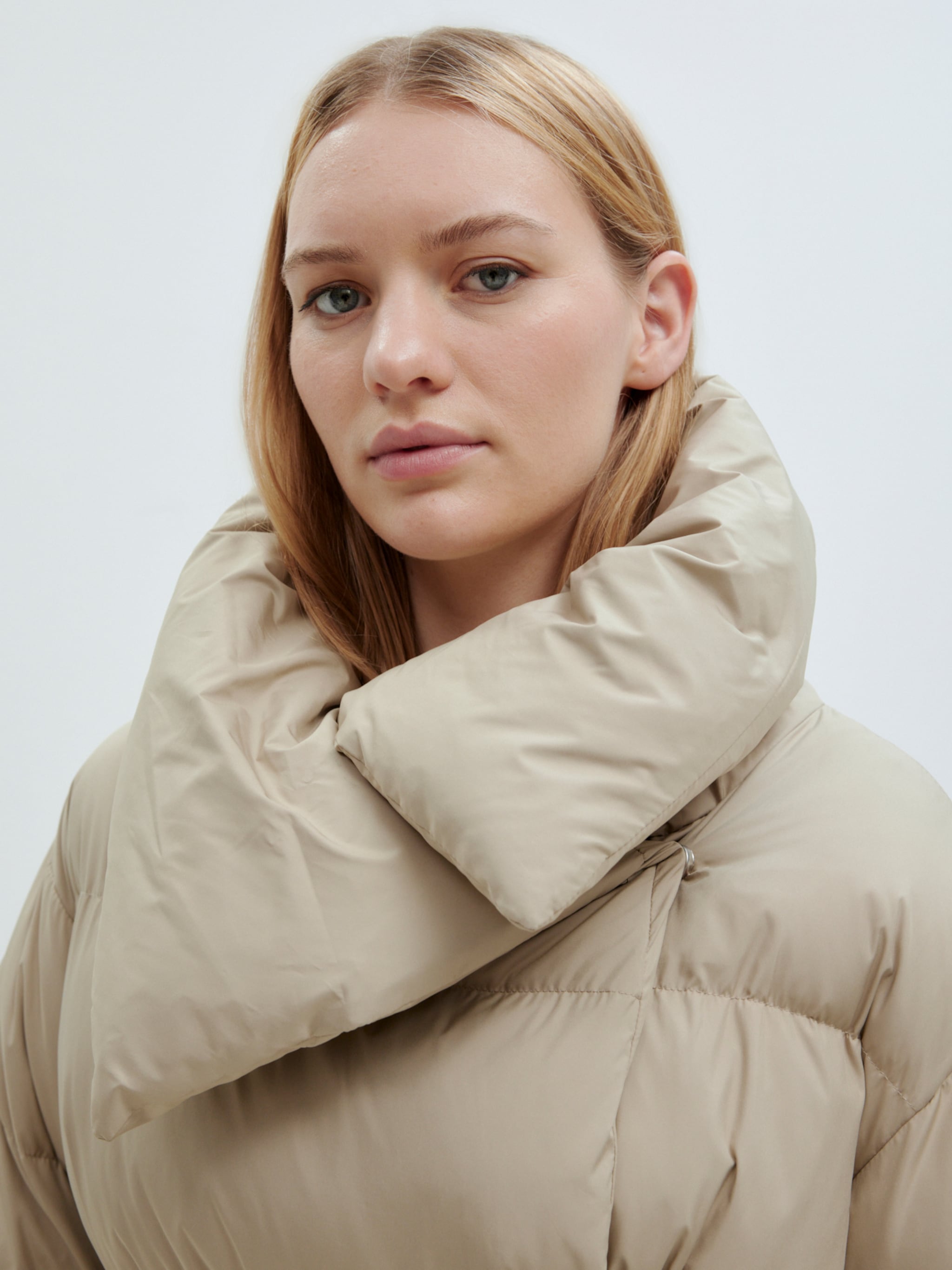 EDITED Produkte Jacke 'Ludmila' khaki