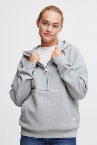 Oxmo Sweatshirt 'Andrea' in Grey: front