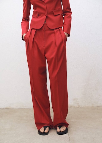 MANGO Regular Pleated Pants 'Margot' in Red: front