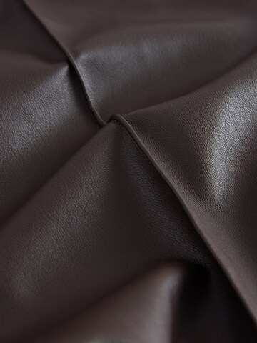 Regular Pantaloni de la Next pe maro