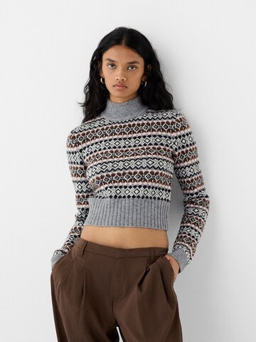 Pull-over Bershka en gris : devant