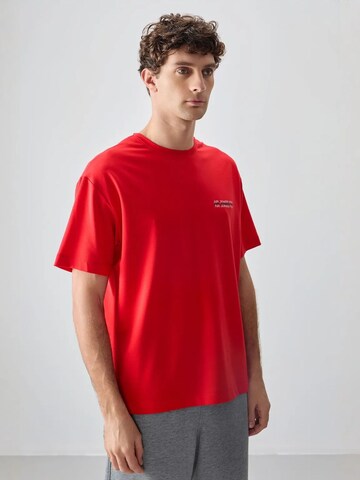 Tommy Life T-Shirts in Rot