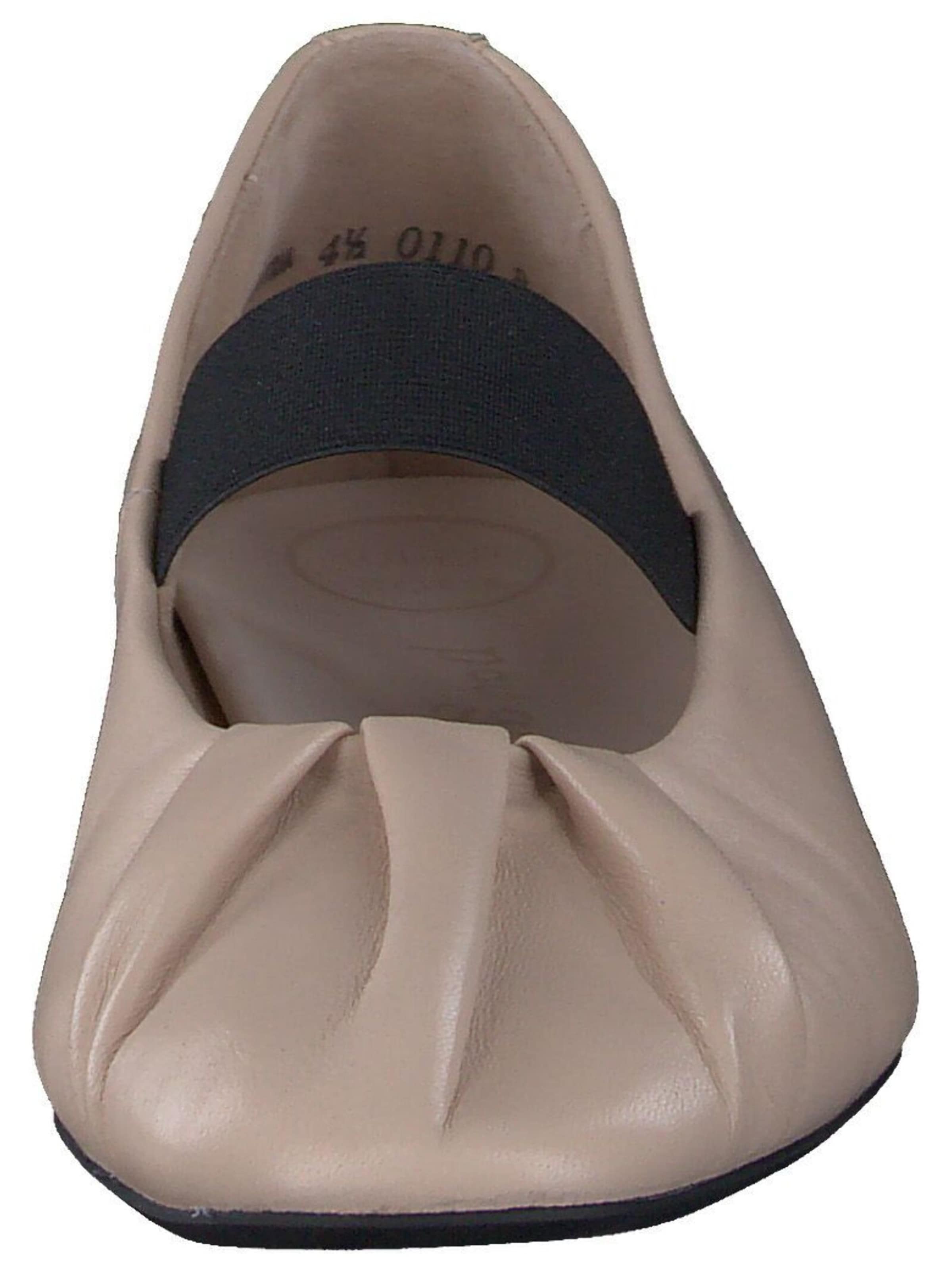Paul Green Ballerina met riempjes in Beige