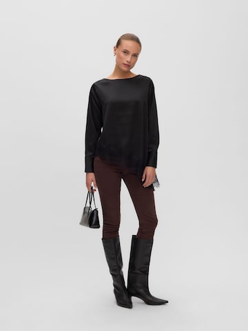 Top di VERO MODA in nero