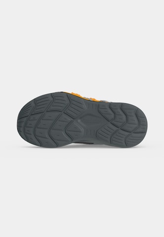 SKECHERS Sportcipő 'HYPER-QUEST' - fekete