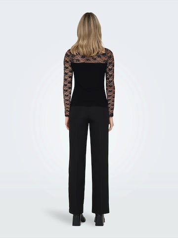 ONLY Μπλουζάκι 'ONLSABINA' σε μαύρο