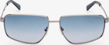 GUESS Sonnenbrille in Silber