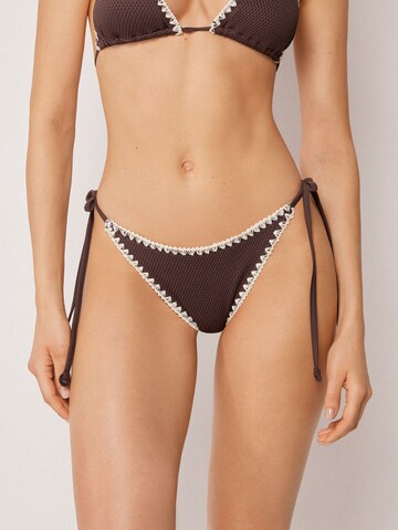 CALZEDONIA Bikini Bottoms 'Bicolor Embroidery' in Brown: front
