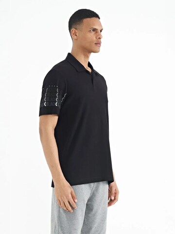Tommy Life Shirt in Black