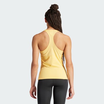 ADIDAS PERFORMANCE - Top deportivo 'Techfit' en naranja