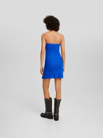 Bershka Kleid in Blau